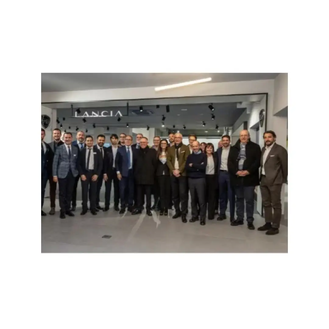 Carlos Tavares in Casa Stellantis Parma