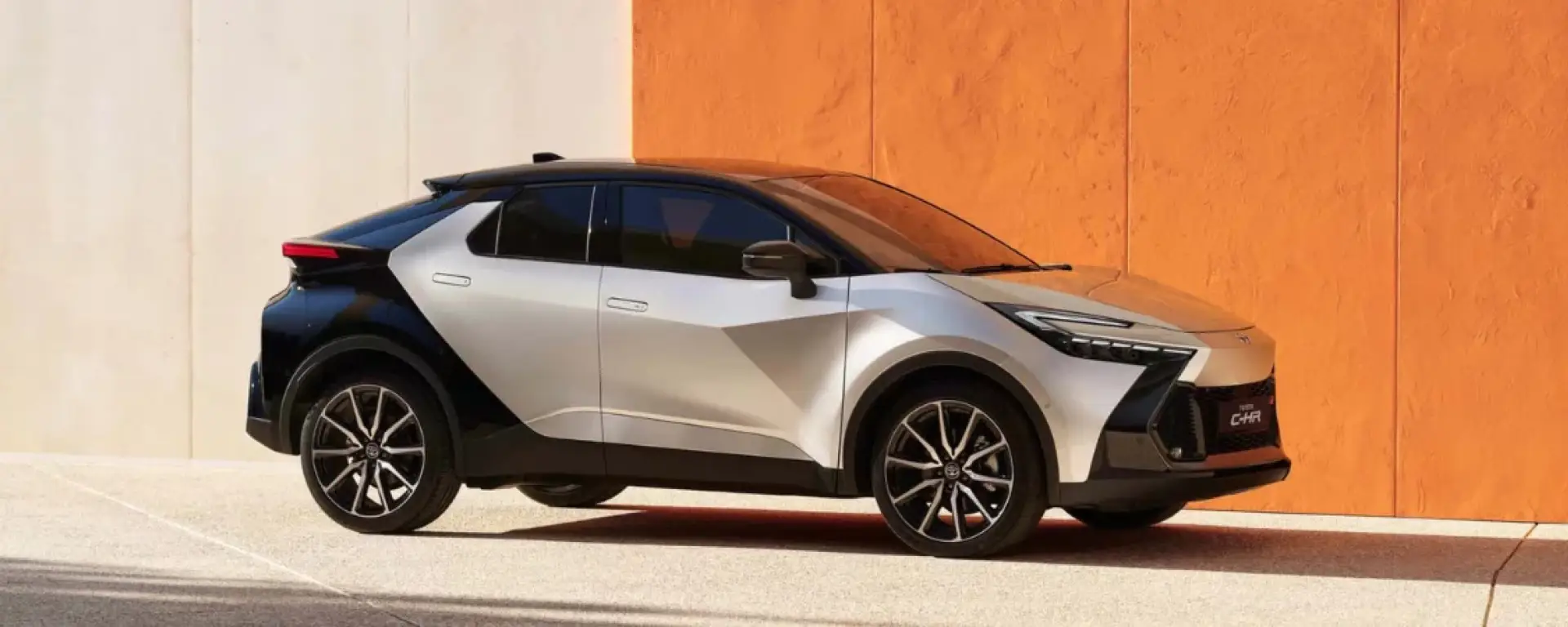 Porte Aperte Nuovo Toyota C-HR