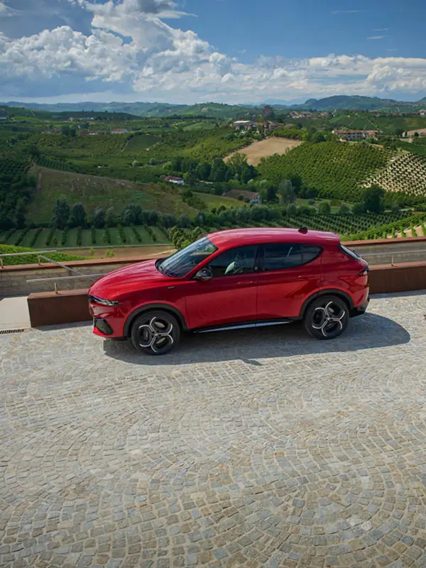 ALFA ROMEO TONALE L'essenza della sportività Italiana- Promozione Zatti Auto