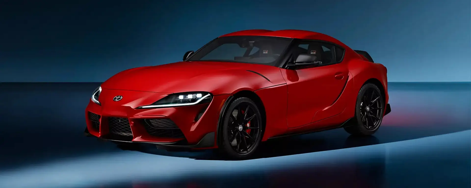 Nuova Toyota GR Supra vista anteriore, coupé sportiva Toyota Gazoo Racing disponibile da Auto Zatti a Mantova, Brescia e Verona.