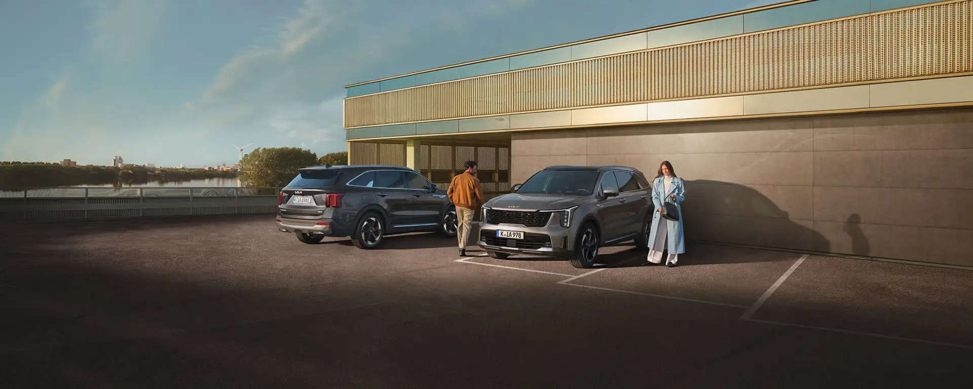 Nuova Kia Sorento vista anteriore, SUV elegante e grintoso dal design moderno disponibile presso Auto Zatti.