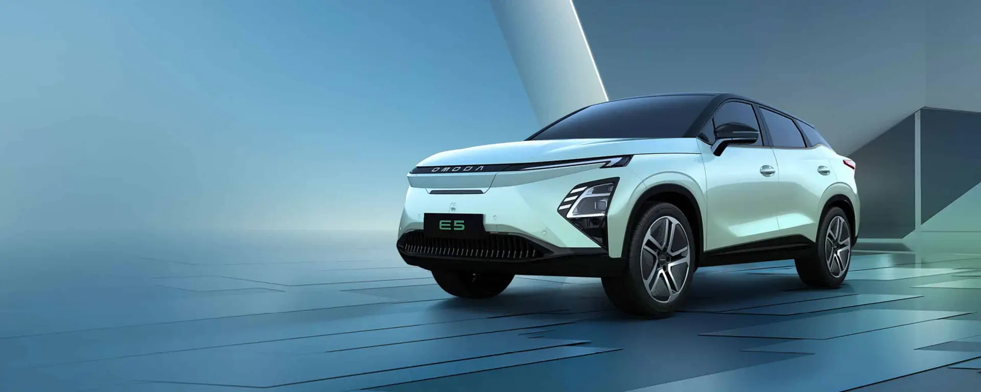 Nuova OMODA 5 EV vista anteriore, SUV 100% elettrico dal design futuristico disponibile presso Auto Zatti.