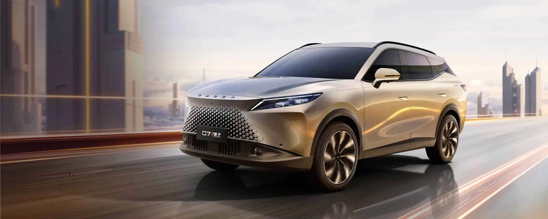 Nuova OMODA 7 SHS-P vista anteriore, SUV Plug-in Hybrid dal design moderno e futuristico disponibile presso Auto Zatti.